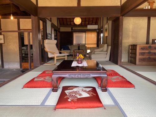 Yashima-higashi Machi Apartamento | dannouraしげの里 1棟貸切 築120年古民家 バーベキュー 海が見える