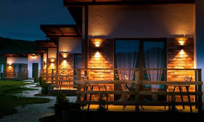 Sichevita Casa | Danube Village Resort