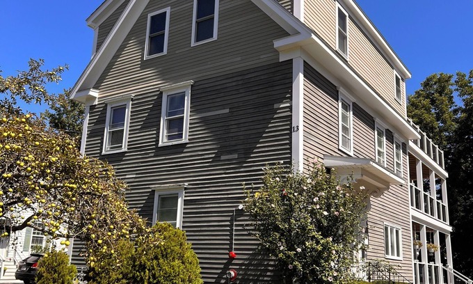Danvers Apartamento | Danvers spacious apt near Salem historic witch town Mall / Hospital