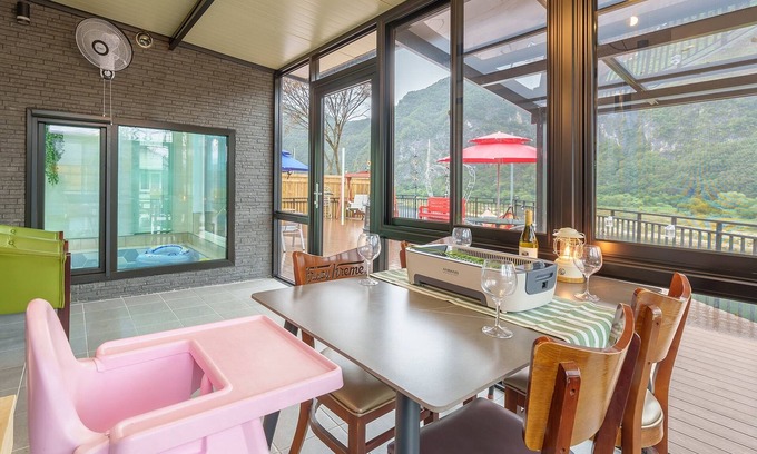 Danyang Casa | Danyang Greennarae Dokche Poolvilla Pens