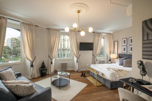 Tricolore Casa | Daplace - Corso Monforte Suites