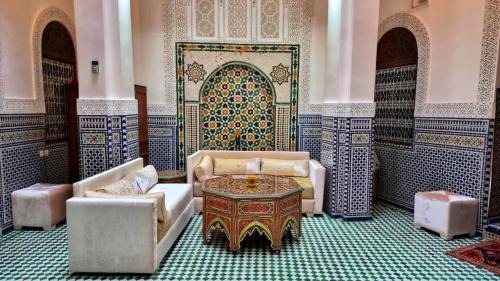 Zekkak Er Roumane Casa | Dar La Bague de Kenza
