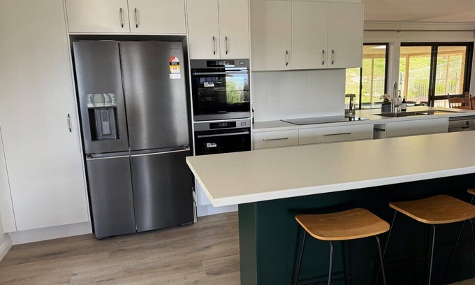 Robin Hill Casa | Darcy’s Ranch. 5mins to CBD & Mt Panorama
