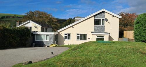 Denbigh Casa | Daron Large Country Cottage