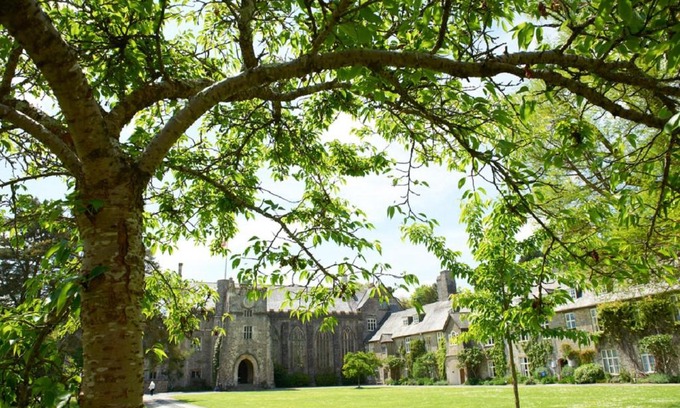 Totnes Cama Y Desayuno | Dartington Hall
