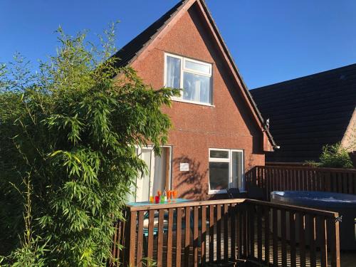 St. Ann's Chapel Casa | Dartmoor Valley Lodge 10