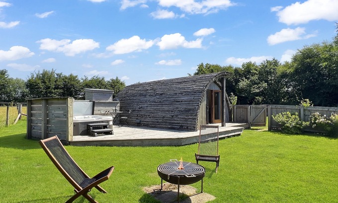 Brayford Cabaña | Dartmoor View Log Cabin, near North Molton