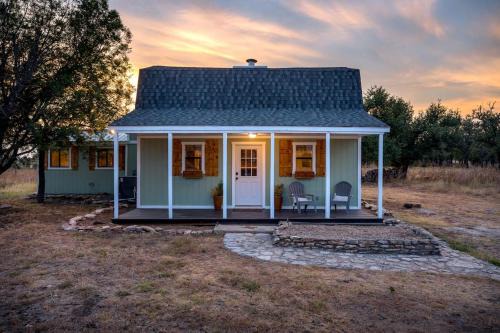 Fredericksburg Casa | Das Grun Haus With Private Hot Tub