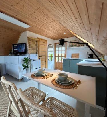 Tarjan Casa | das haus - kisház a völgyben