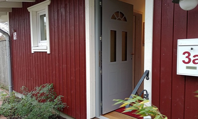 Grodersby Casa | Das Pustehus in Grödersby, Weitblick Über Wiese und Feld zur Schlei