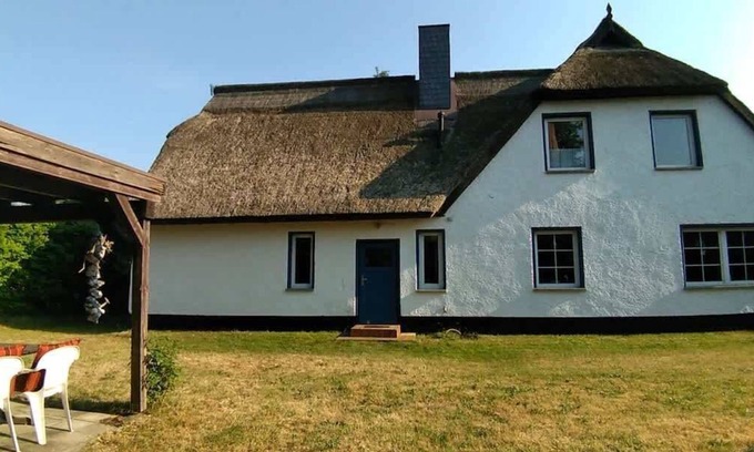 Gustow Casa | Dat Rügenhus Summary: