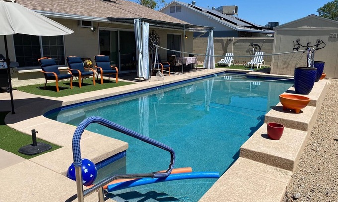 North Mountain Casa | Dave's Sunshine Getaway for 2 or 3/Private with free heated Pool