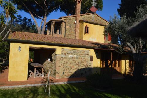 Donoratico Apartamento | David bilocale wi-fi, posto auto, giardino, aria condizionata