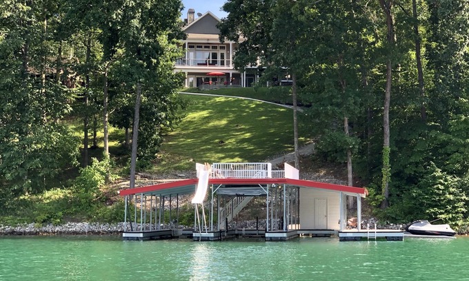 Big Creek Casa | Norris Lake Executive Quality Lakefront Rental ... Prime 2020 Fechas disponibles