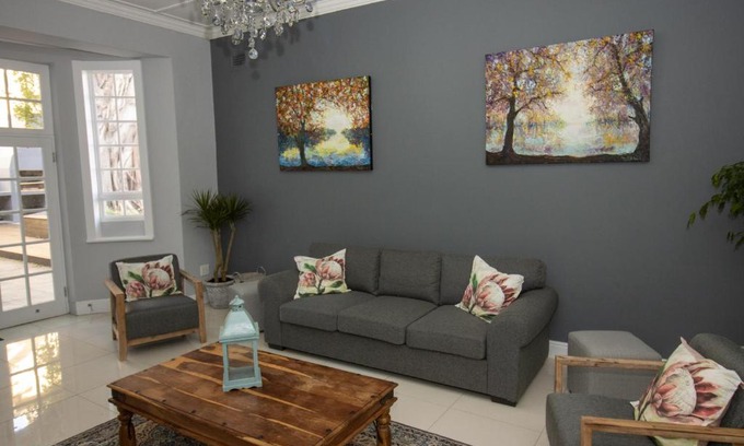 Selborne Casa | Dawson Manor Guest House