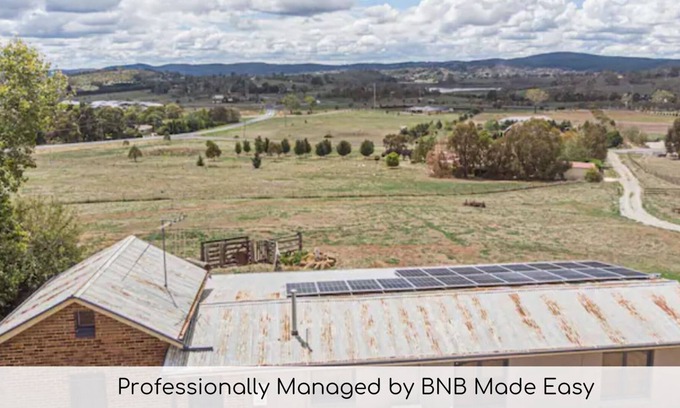 Orange East Casa | Daydawn Dairy │Perched High, Quiet & What a View!