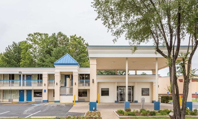 Fredericksburg Hotel | Days Inn by Wyndham Fredericksburg North