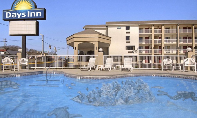 Sevierville Hotel | Days Inn by Wyndham Apple Valley Pigeon Forge/Sevierville