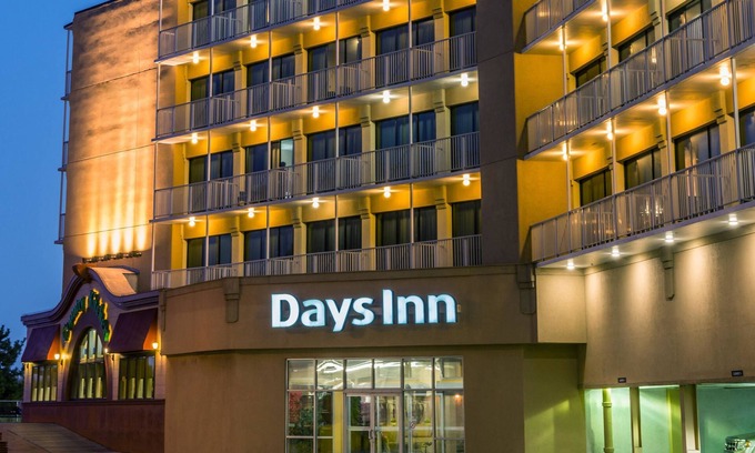 Atlantic City Hotel | Days Inn by Wyndham Atlantic City Oceanfront-Boardwalk