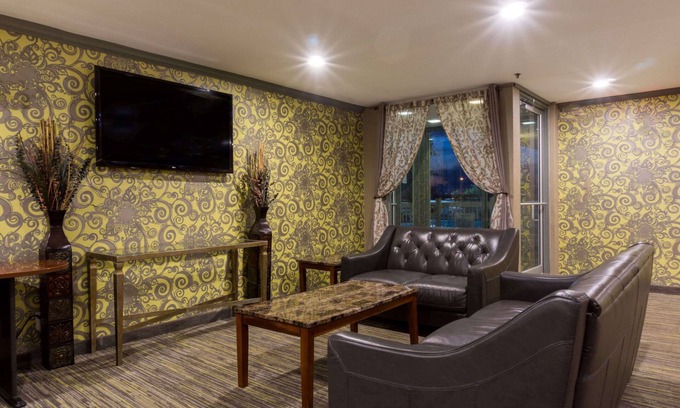 Florence Hotel | Days Inn by Wyndham Florence Cincinnati Area