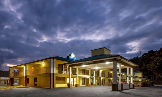 Murphy Hotel | Days Inn by Wyndham Murphy