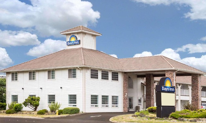 Ocean Shores Hotel | Days Inn by Wyndham Ocean Shores