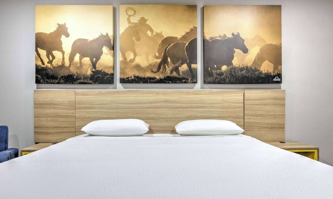 Fort Worth Hotel | Days Inn by Wyndham South Fort Worth