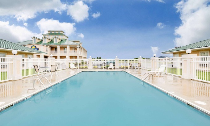 Trumann Hotel | Days Inn by Wyndham Trumann AR
