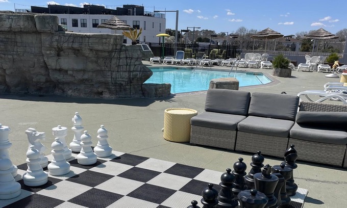 Northeast Virginia Beach Hotel | Days Inn by Wyndham Virginia Beach At The Beach