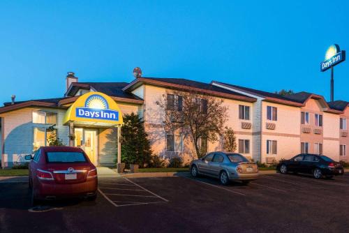 Eau Claire Hotel | Days Inn by Wyndham West-Eau Claire