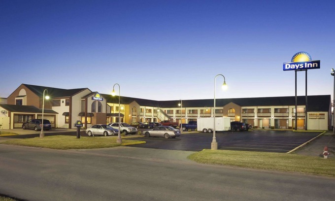 Wichita Hotel | Days Inn by Wyndham Wichita West Near Airport
