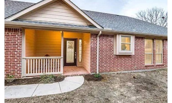 Lantana Casa | Dayspring Unique Home