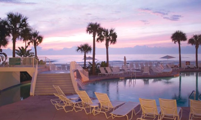 Kingston Apartamento | Daytona Speedweek! 2BR Deluxe Luxury Resort Condo on the Ocean! Family Friendly!