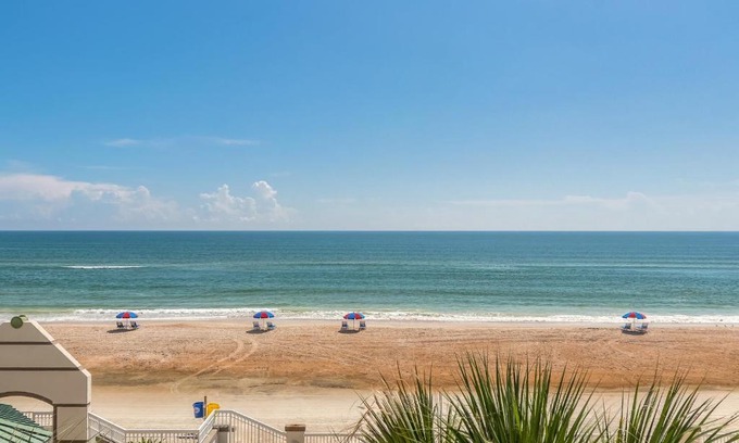 Daytona Beach Apartamento | DBR Direct Oceanfront Condo, Daytona Beach, sleeps 4