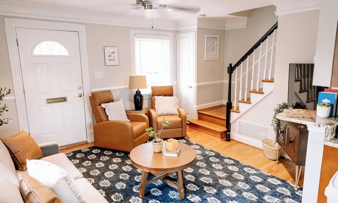 Eisenhower East Casa | DC Retreat with Metro and Trail Access, Kid and Pet Friendly!