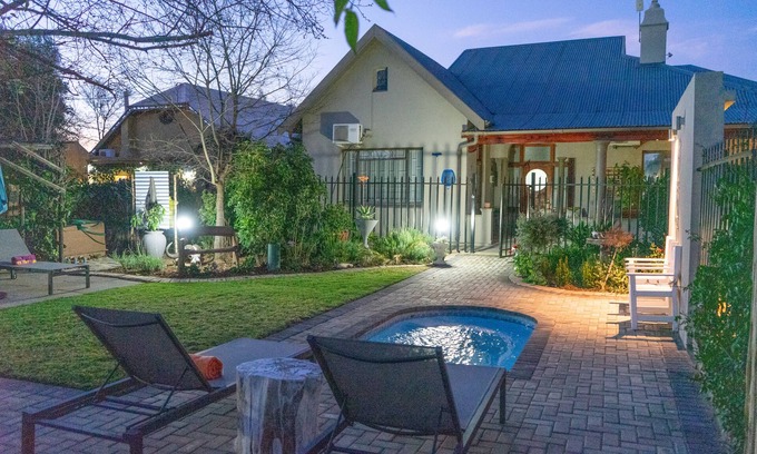 Oudtshoorn Cama Y Desayuno | De Akker Guest House