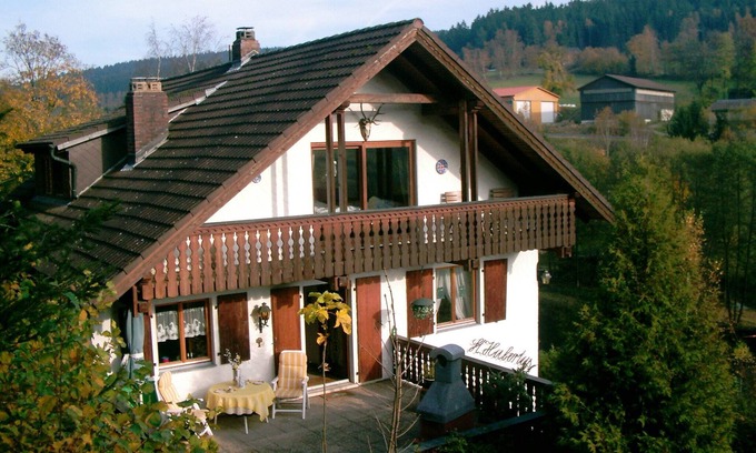 Bad Berneck im Fichtelgebirge Apartamento | Apartamento 'Sankt Hubertus' con terraza privada, balcón y Wi-Fi