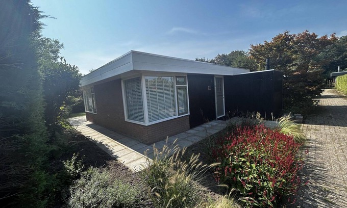 Warmenhuizen Casa | De Boet in Warmenhuizen. Suitable for 5 people with 2 bedrooms.