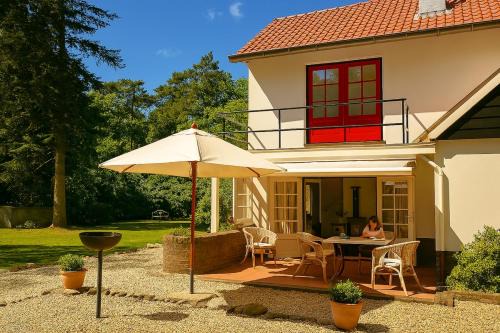 Municipality of Epe Casa | De Dassenburcht Forest House