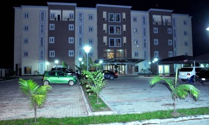 Port Harcourt Hotel | De Edge Hotel