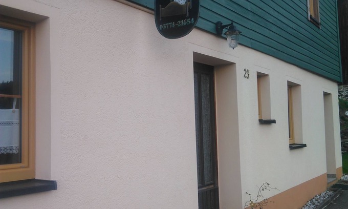 Gruenhain-Beierfeld Casa | Cozy vacation home in the heart of the Erzgebirge. Family friendly!