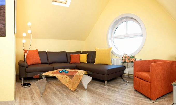 Am Schwarzen Busch Apartamento | Welcome to the app. "Traumblick" with fantastic sea views!