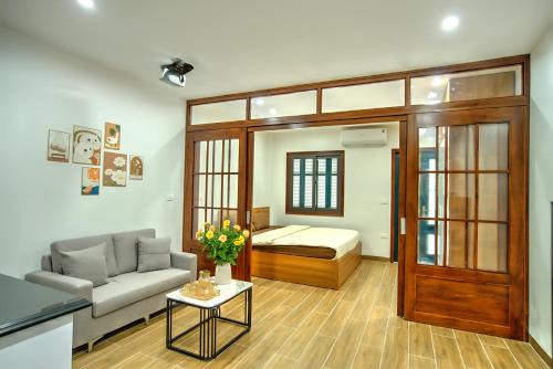 Tay Ho Apartamento | De'Mei House