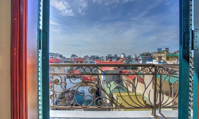 Tay Ho Apartamento | De Mei House