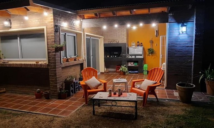 Villa Maria Casa | DE PASO PRIMO - con COCHERA sin techar con rejas