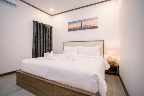 Chang Khlan Hotel | De Thaphae Chiangmai