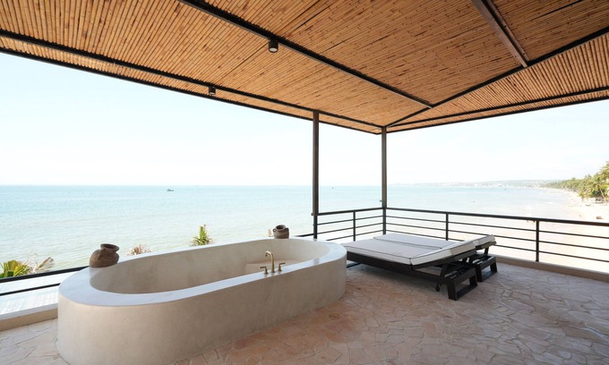 East Ham Tien Beach Hotel | De' Tuva resort Mui Ne