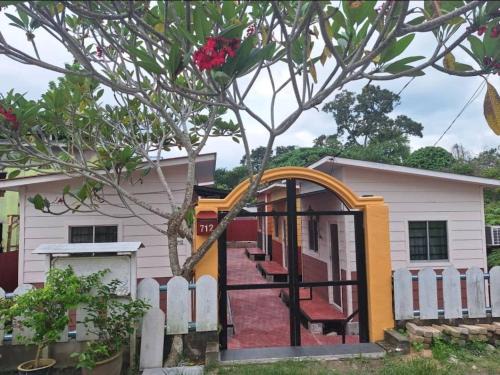 Teluk Bahang Casa | Debunga Chalet