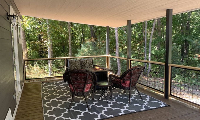 Flat Rock Casa | DEC-FEB MONTHLY 50% OFF Tiny House@Backyard 🍎Cottages