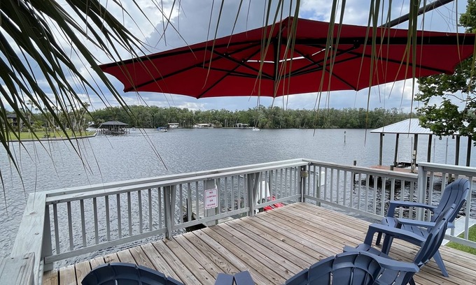Homosassa Casa | Dec-Feb Monthly/Weekly rates, Homosassa River home with Springs and Gulf Access